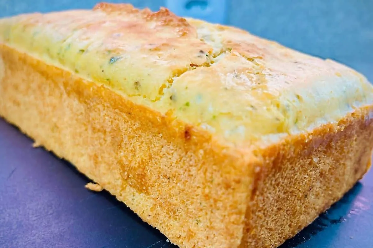 Pão de sal fofinho e muito saboroso que não vai farinha de t