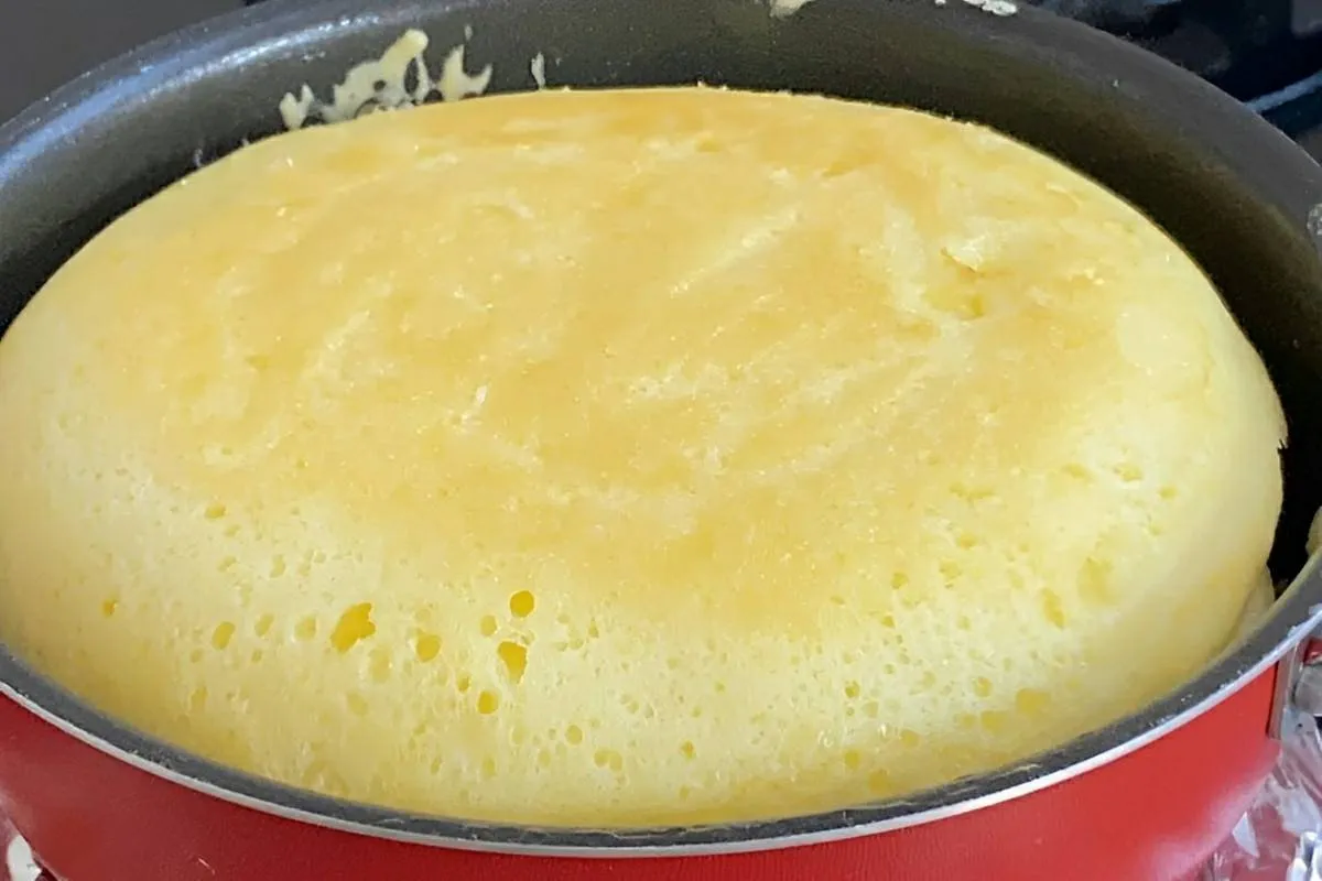 Pão de tapioca com maisena de frigideira muito fofinho sabor