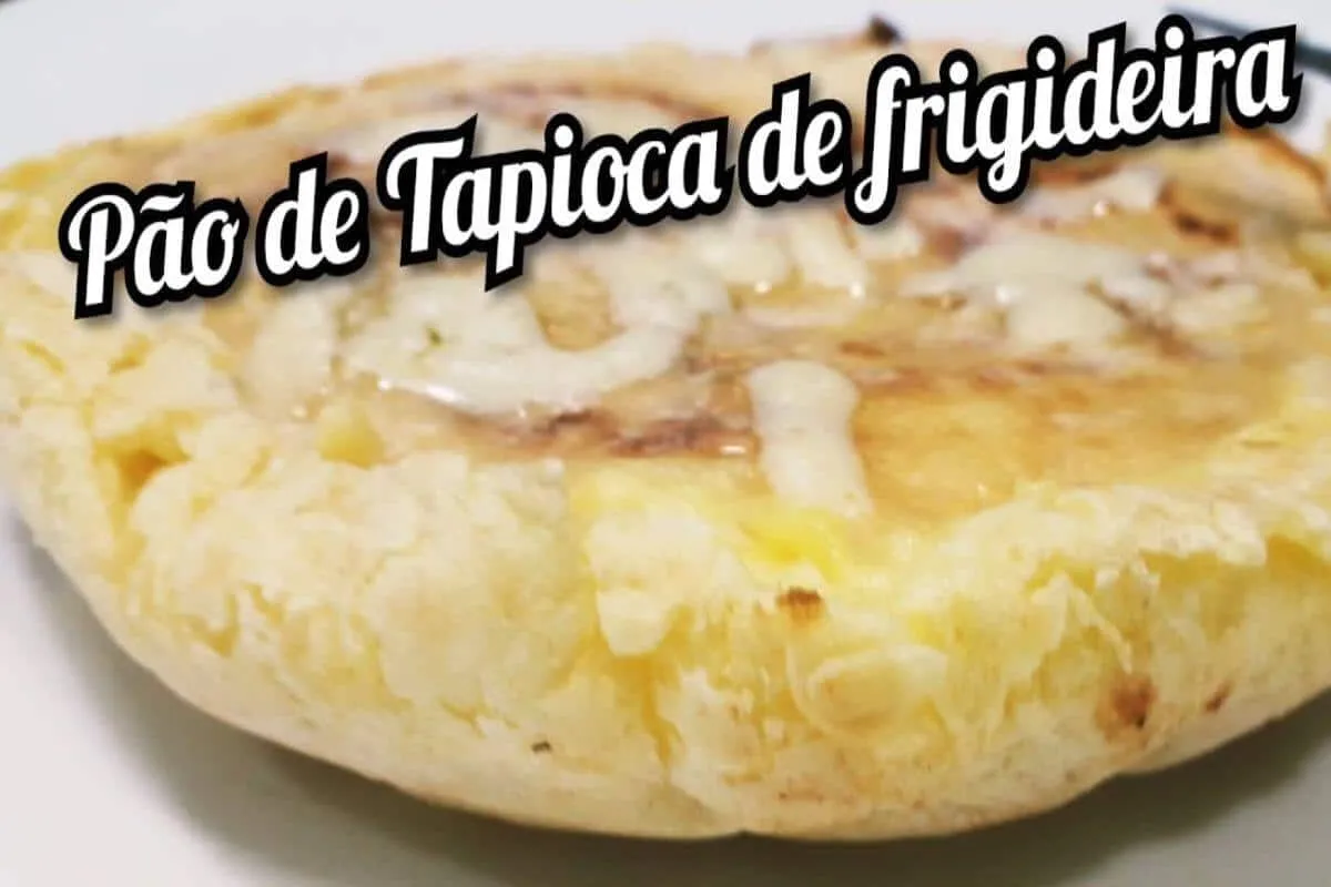 Pão de tapioca de frigideira delicioso que fica pronto em 5