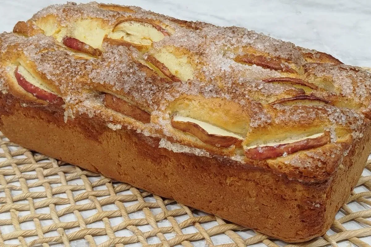 Pão doce de liquidificador que vai deixar seu café da manhã