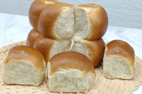 Pão doce de padaria, um pãozinho super fofinho e cheiroso qu