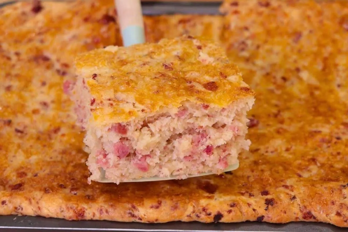 Pão salgado recheado fofinho e irresistível para o lanche da