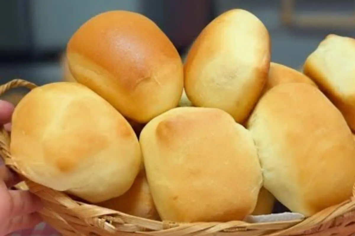Pão tipo bisnaguinha: aprenda essa fazer a receita mais fofi