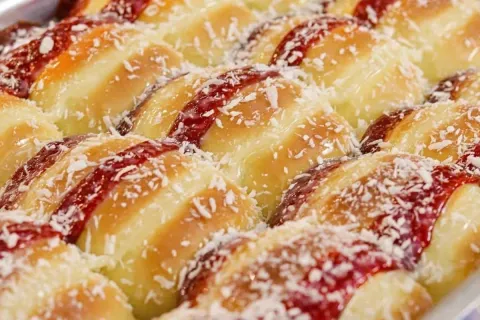 Pãozinho caseiro doce igual de padaria para arrasar na hora 