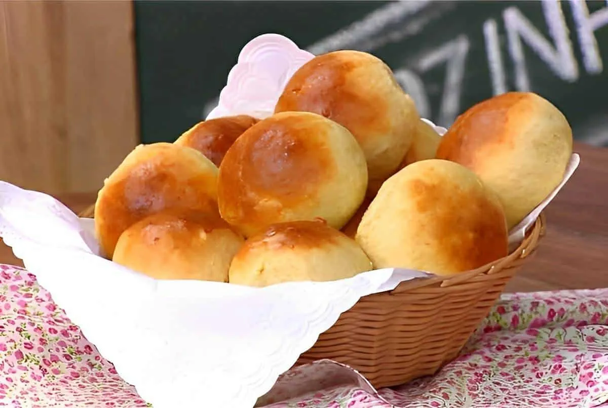 Pãozinho de batata doce simples e prático de preparar e fica