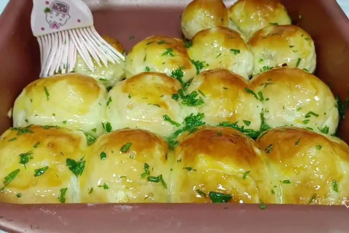 Pãozinho de cebola ótimo para o lanche ou até mesmo acompanh