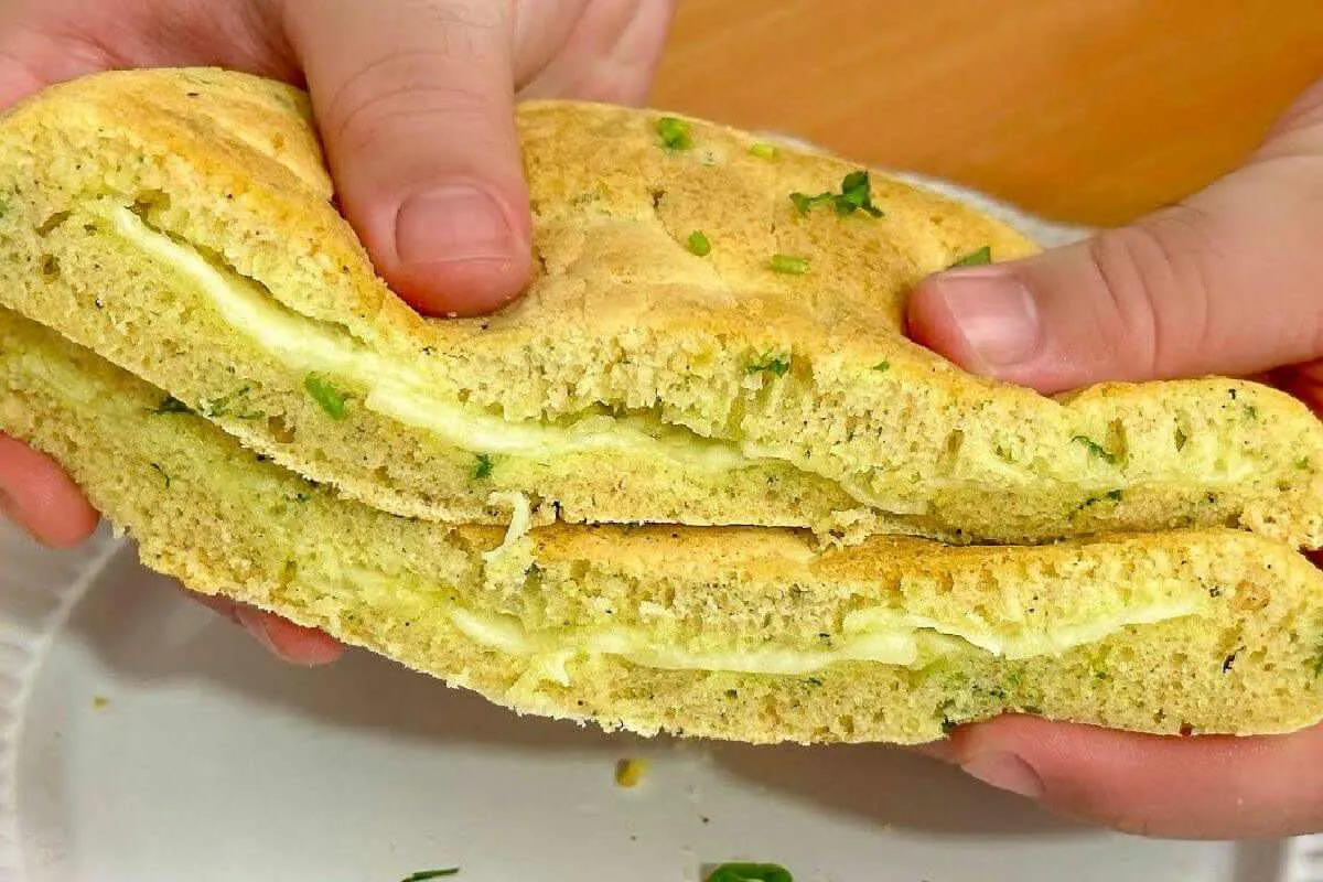 Pãozinho de frigideira sem farinha de trigo para você substi