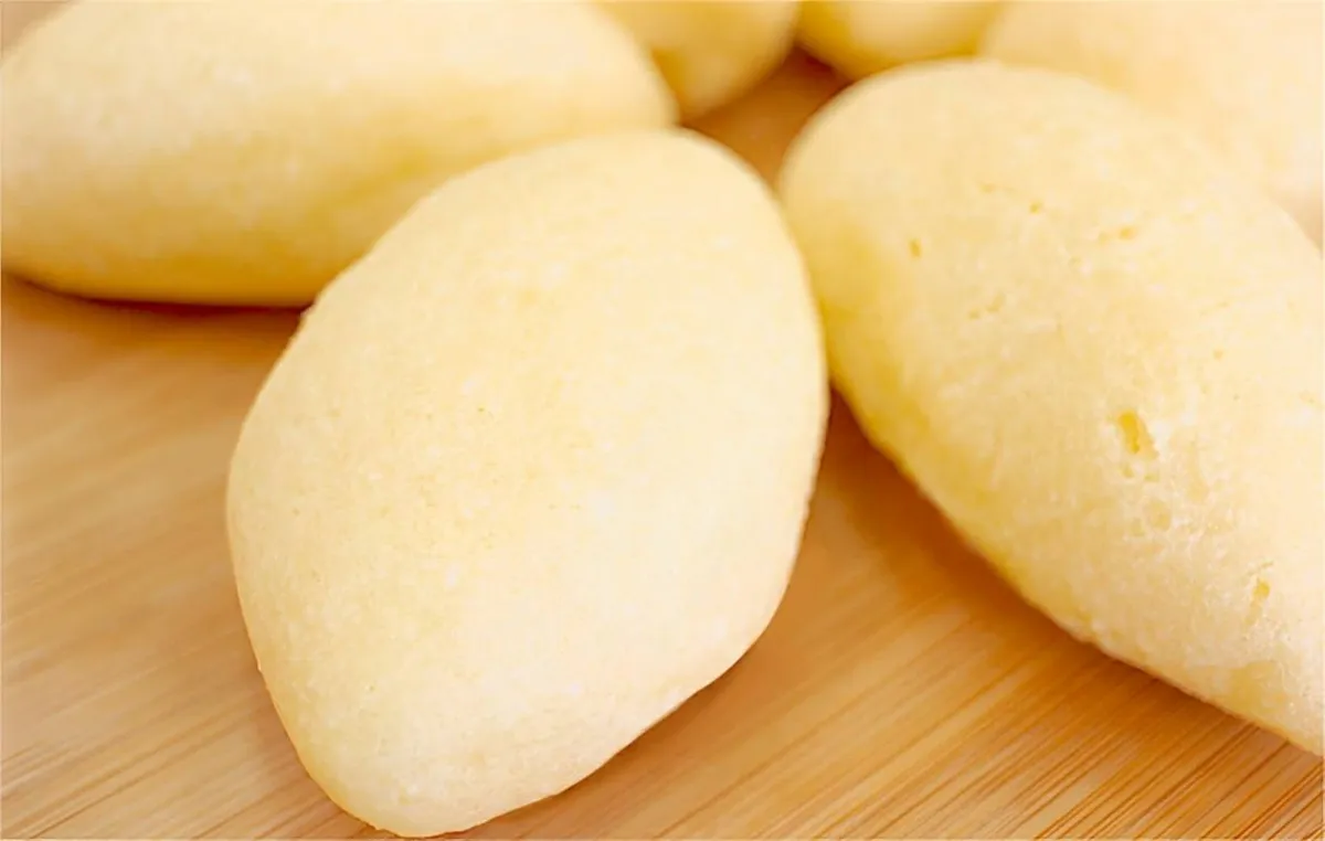 Pãozinho de tapioca fácil uma delícia para o seu café da man