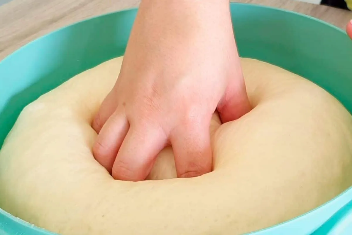 Pãozinho doce delicioso que rende muito: receita fácil e ráp