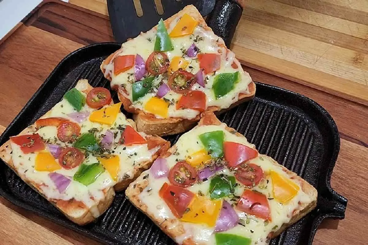 Pare de comprar pizza e faça esse lanche fácil que fica pron