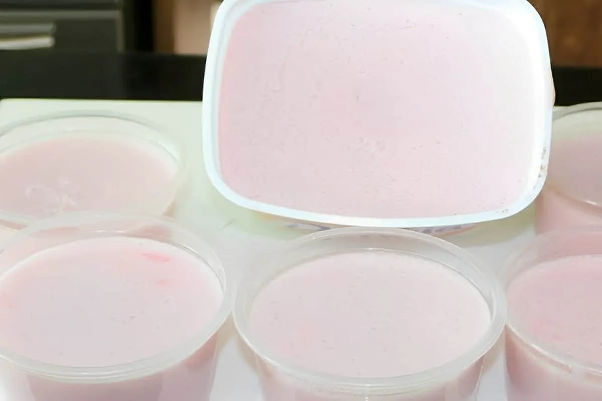 Pasta de brilho caseira para deixar suas panelas brilhando s