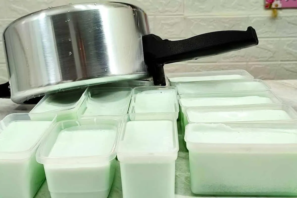 Pasta para limpar alumínio que deixa tudo brilhando depois d