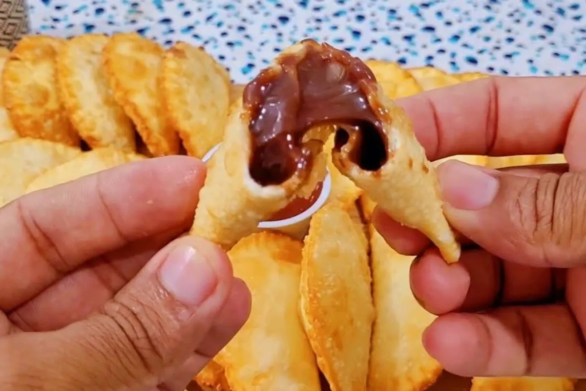Pastelzinho de chocolate assado: fácil de preparar e perfeit