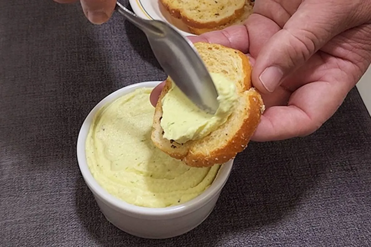 Patê para churrasco delicioso e fica pronto em poucos minuto