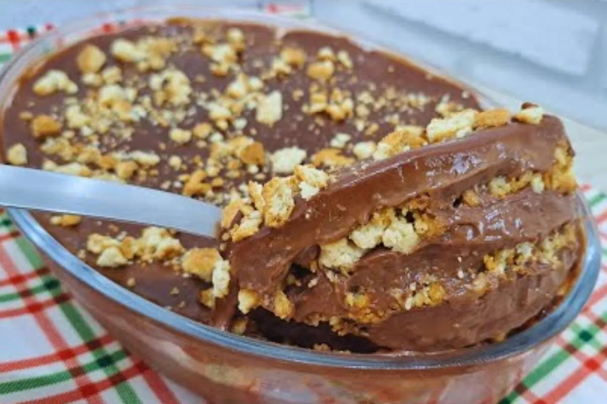 Pavê de chocolate bem cremoso e saboroso, para você arrasar