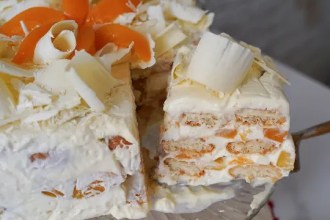 Pavê de pêssego tão fácil que não vai ao fogo e fica divino,