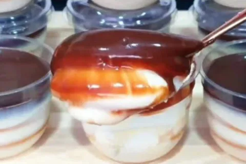 Pavê no pote com doce de leite e biscoito que é sucesso gara