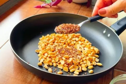 Pé de moleque sem açúcar e saudável que mantém todo sabor do