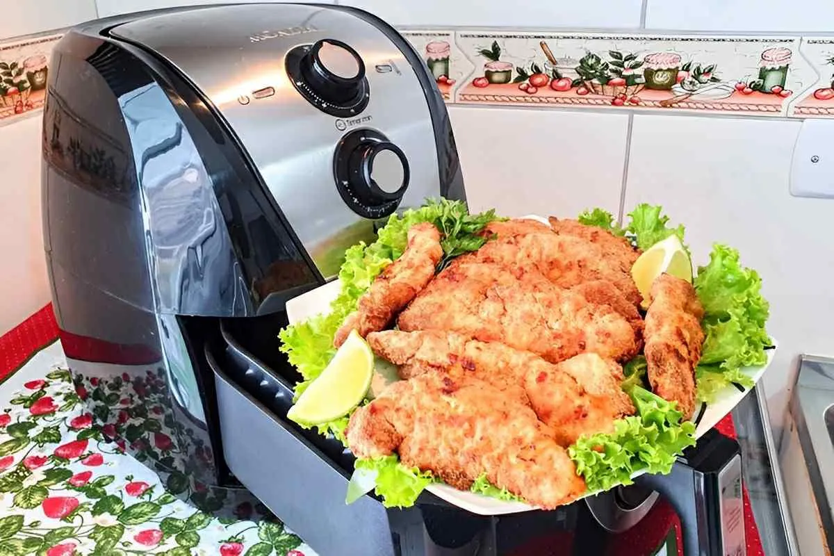 Peito de frango empanado na AirFryer muito crocante sequinho