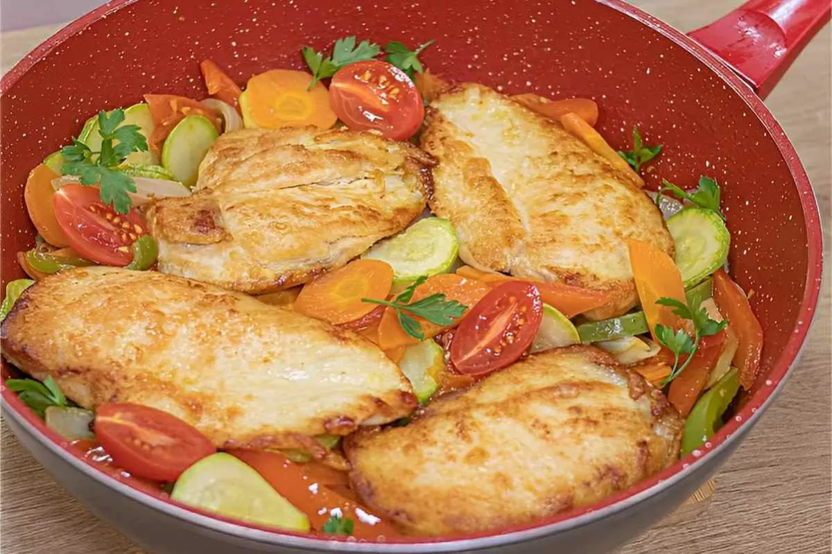 Peito de frango suculento bem temperadinho e delicioso para