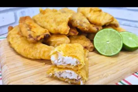 Peixe empanado crocante, que fica muito sequinho por fora e 