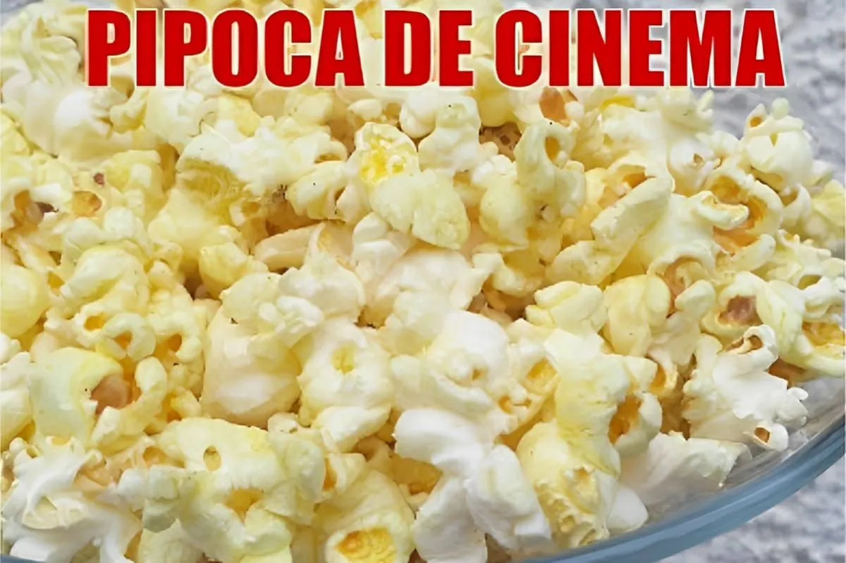 Pipoca de cinema feita com ingredientes que você tem em casa