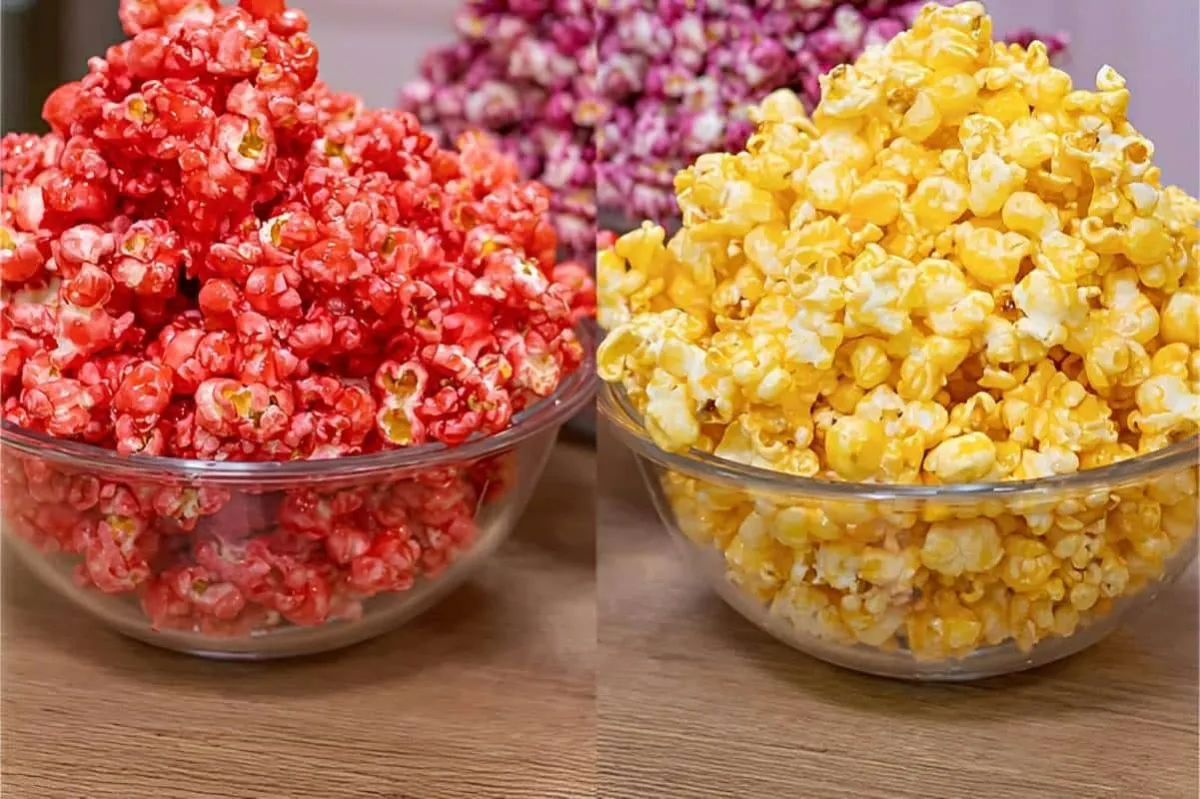 Pipoca doce colorida feita com suco em pó uma receita incrív