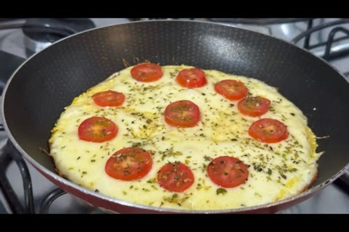 Pizza de cuscuz muito fácil e gostosa feita na frigideira, q