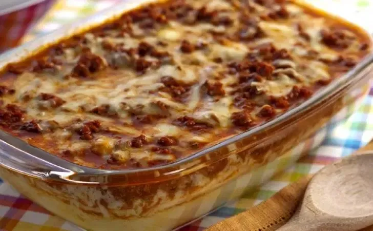 Polenta com Molho de Carne Moída