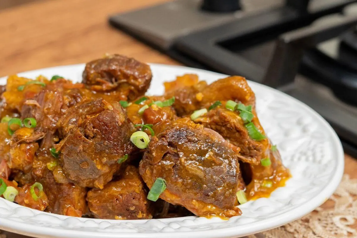 Ponta de peito macia e suculenta com um tempero secreto para