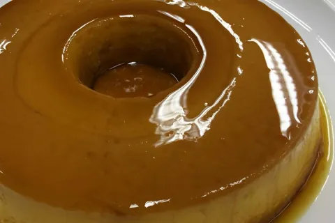 Pudim 2 leites com leite de coco e leite em pó uma delícia q