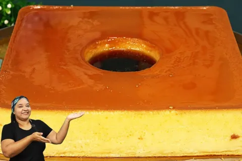 Pudim de 3 quilos feito na forma quadrada, que rende muito p