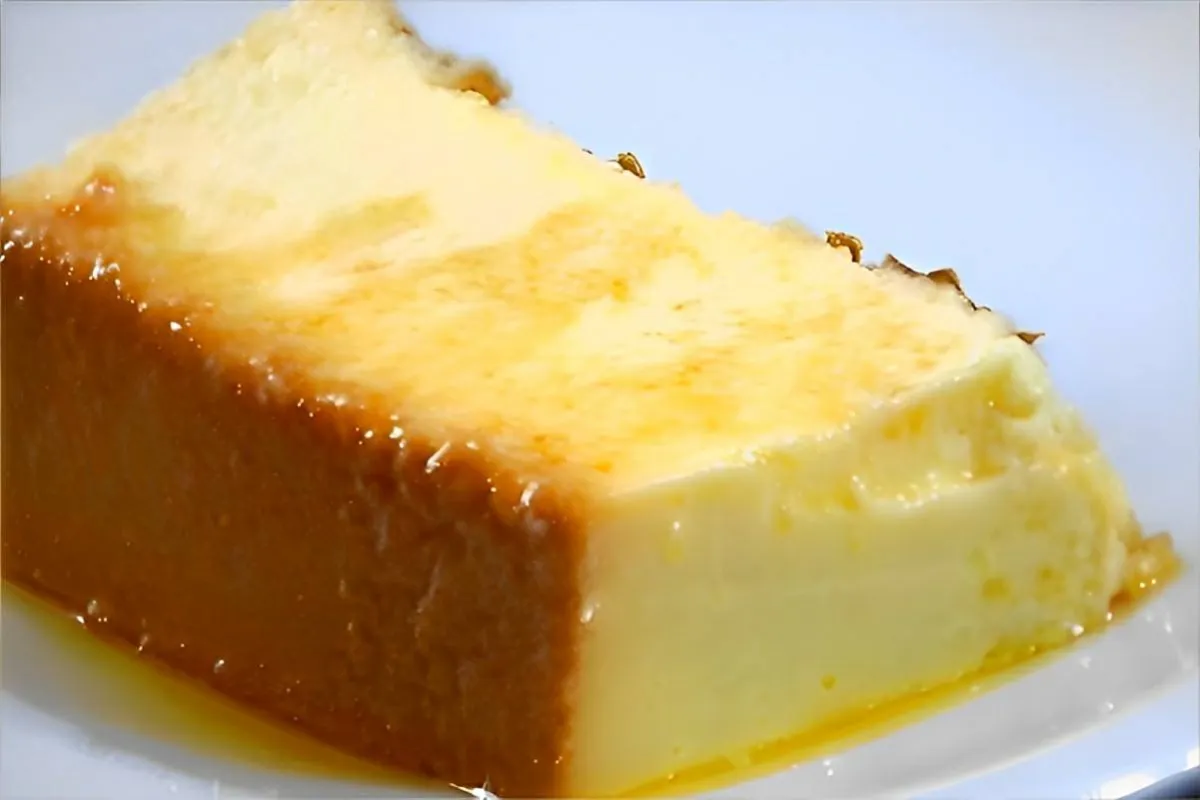 Pudim de abacaxi com a fruta um pudim simples e fácil é só b