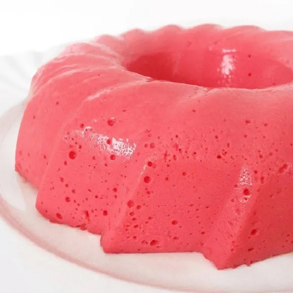 Pudim de Gelatina de Morango