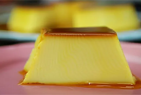 Pudim de leite condensado tradicional uma sobremesa delicios