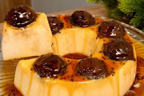Pudim de leite Ninho feito sem ovos e sem ir ao forno, uma s