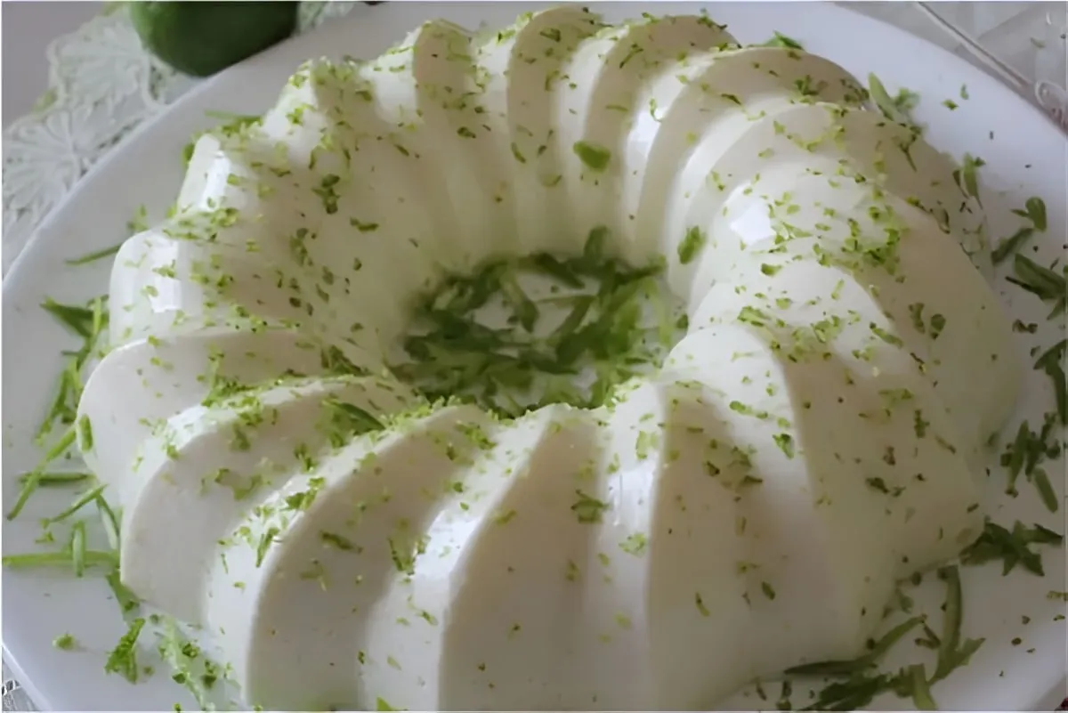 Pudim de limão com raspas uma sobremesa cítrica e deliciosa