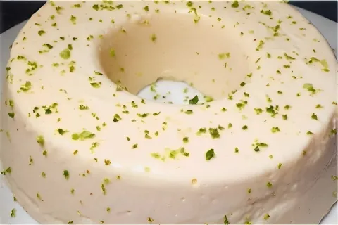 Pudim de limão sem ovos e sem forno é só bater os ingredient