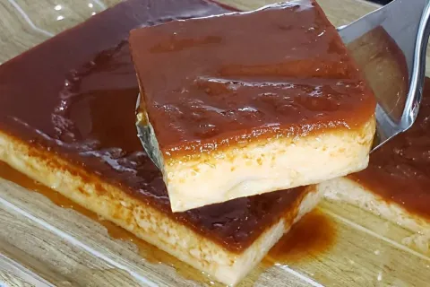 Pudim de maisena sem liquidificador todo feito a mão um pudi