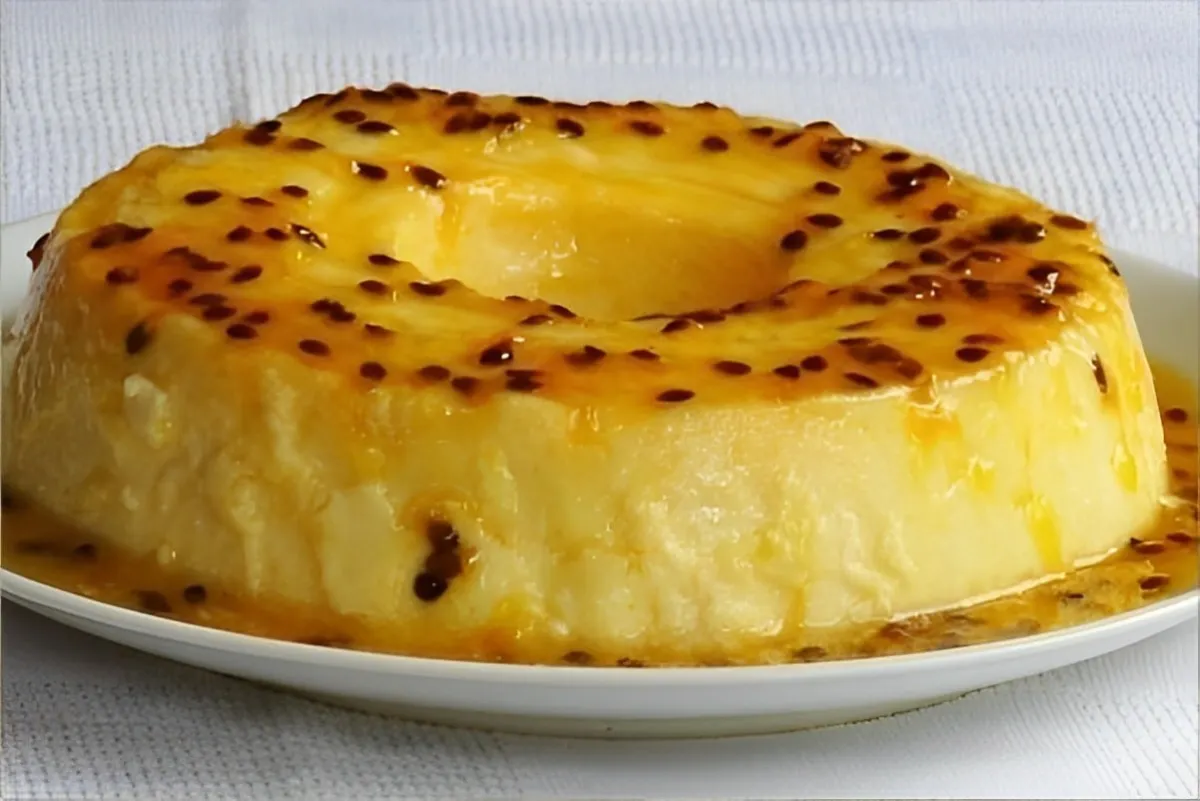 Pudim de maracujá com calda deliciosa uma sobremesa perfeita