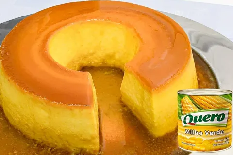 Pudim de milho de latinha cremoso delicioso e fácil de fazer