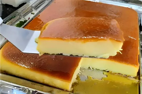 Pudim de padaria cremoso delicioso e fácil de fazer