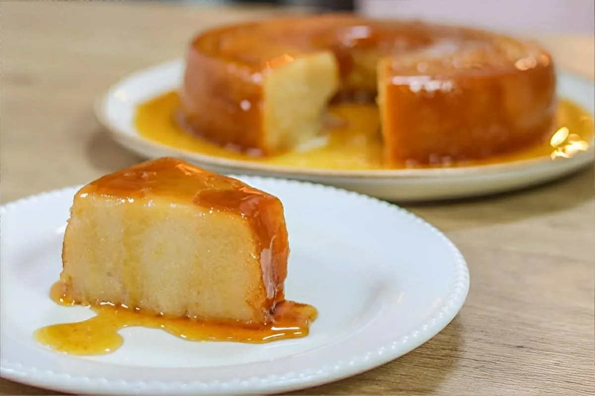 Pudim de pão feito com apenas 3 ingredientes bati tudo no li