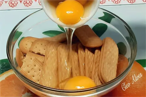 Pudim engana visita super econômico feito com 1/2 lata de le