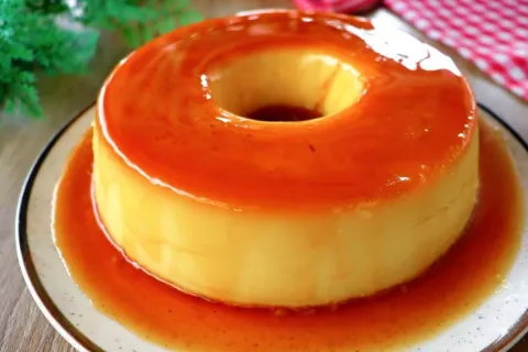 Pudim sem leite condensado tradicional e fácil de fazer, uma