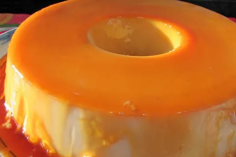 Pudim sem ovos e sem forno feito com apenas 3 ingredientes m