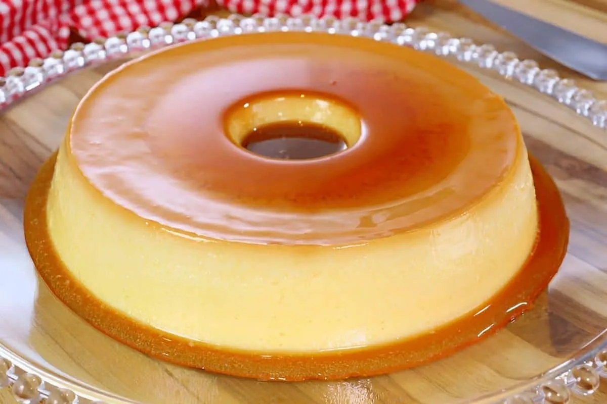 Pudim tradicional sem furinhos muito cremoso e fácil de prep