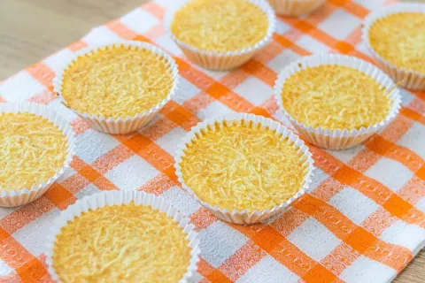 Queijadinha cremosa na forminha uma delícia irresistível e q