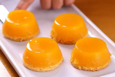 Quindim perfeito feito com dicas especiais para não ficar co