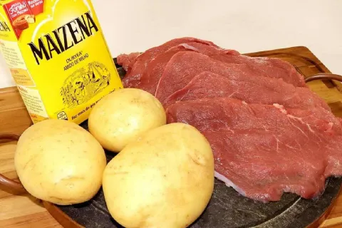 Receita com gosto de casa de vó: carne com batata fácil e de